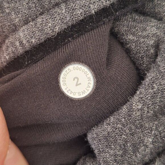 Lululemon Scuba Hoodie size 2 - Picture 4 of 6